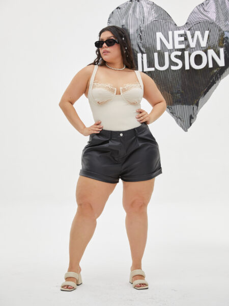 SHORT SELENA BLACK